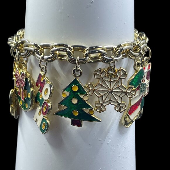 Vintage Holiday Charm Bracelet Gold Christmas Enamel Coquette Whimsical Gift - Picture 5 of 7